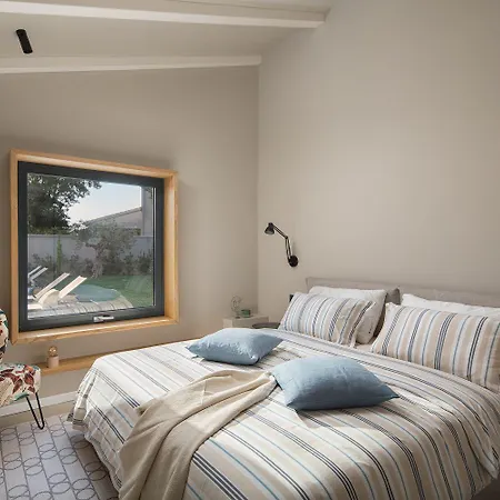 Moderne Mit Grossem Privatpool Bei Porec Prázdninový dům *