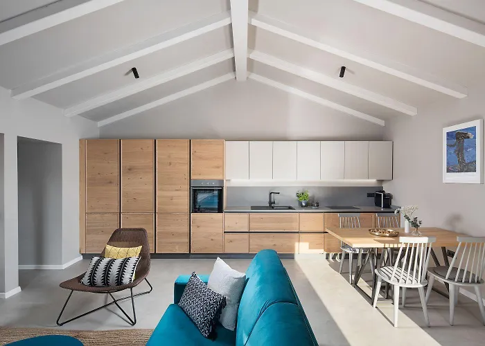 Moderne Mit Grossem Privatpool Bei Porec Holiday home